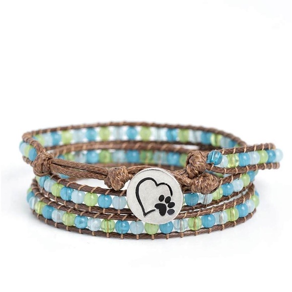 Jewelry - Paw print Bracelet - Multicolored beads